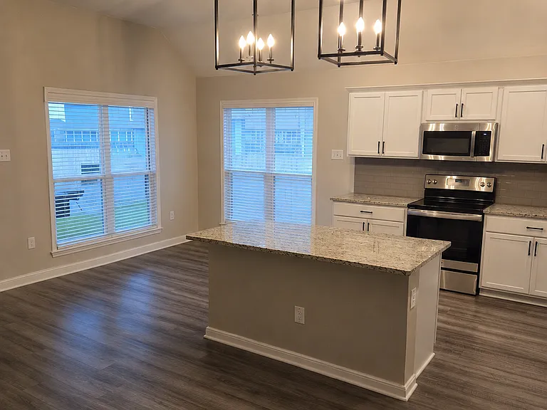 3212 Risinger Rd — Photo 16