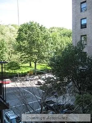 Rented by Sovereign Associates | media 41