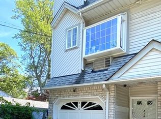 216 Sycamore St, Staten Island, NY 10312