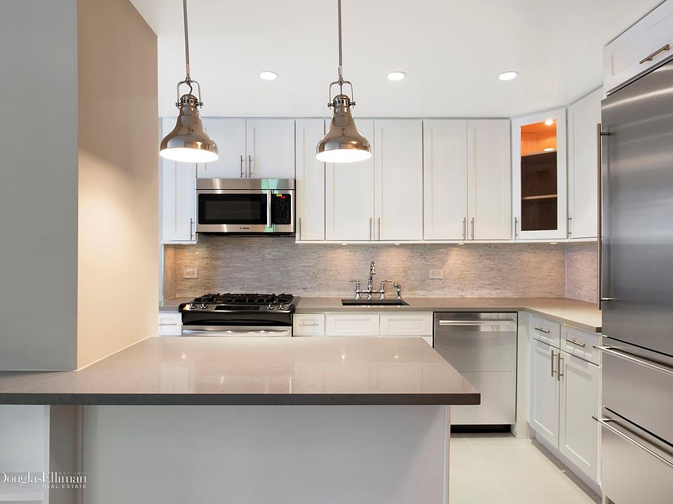 2nd image of 392 Central Park W APT 12C