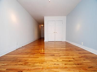 4th image of 21 Gramercy Park S APT 6A