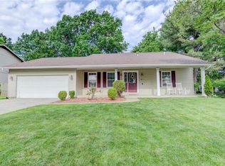 48 Oakridge West Dr, Saint Peters, MO 63376