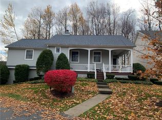 15 Longfellow Dr, Erie, PA 16509