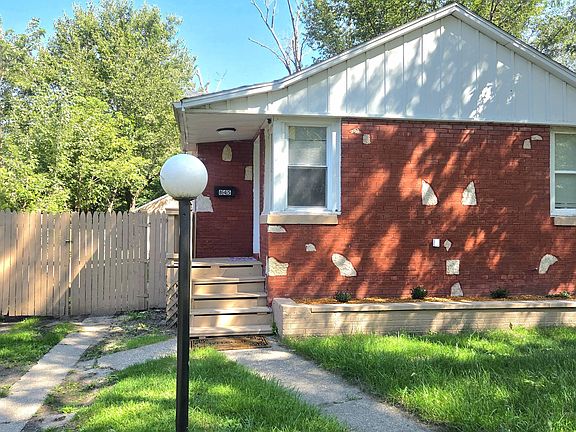 2nd image of 845 Floyd St