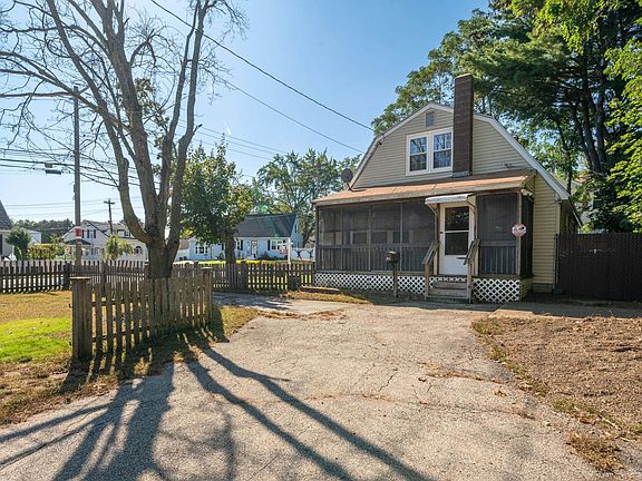 5th image of 233 Lake Street