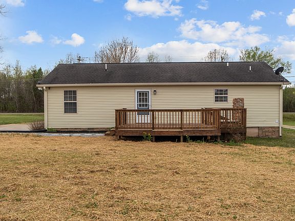 4th image of 50 Foote Ln
