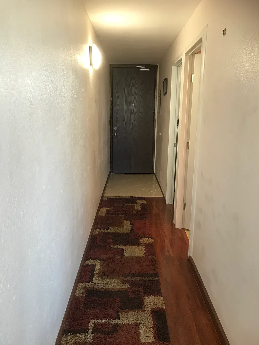 Building Photo - 2092 Kuhio Ave #1605