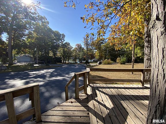 2nd image of 153 Lake Warren Dr