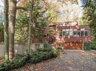 5134 Foxcroft Dr, Kalamazoo, MI 49009