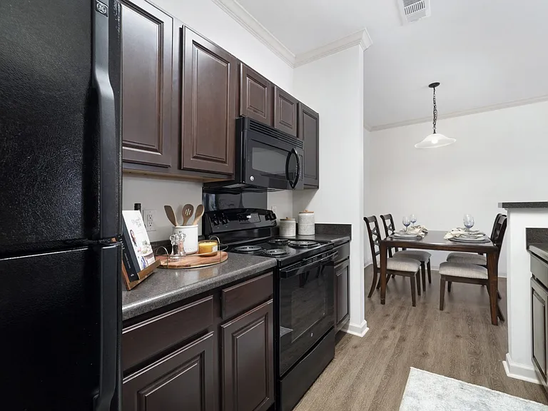 Two Bedroom - 2 Bed / 1 Bath - 928 Sq.Ft.