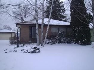 5421 W Greenwood Ter, Milwaukee, WI 53223