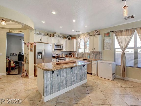 4th image of 5936 Addy Ln