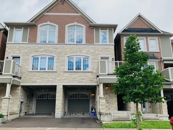 43 Minlow Way, Aurora, ON L4G 0Y2