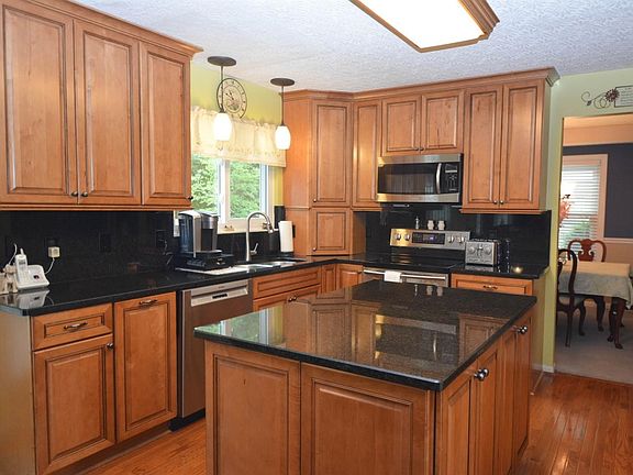 3rd image of 7695 W Bay Dr