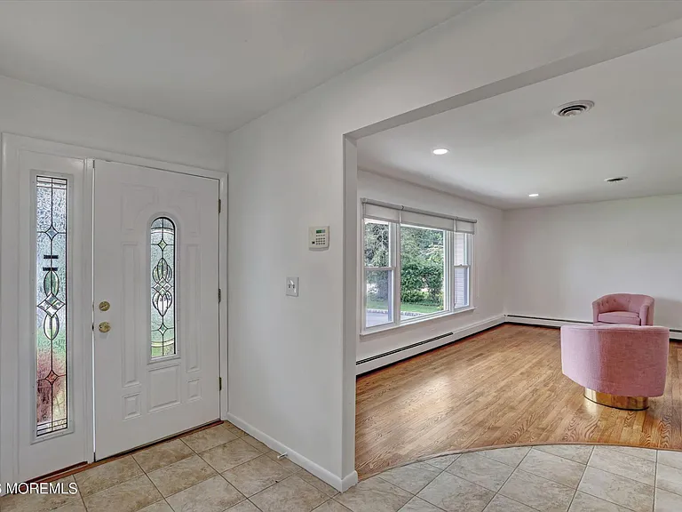 125 Beechwood Ave — Photo 7