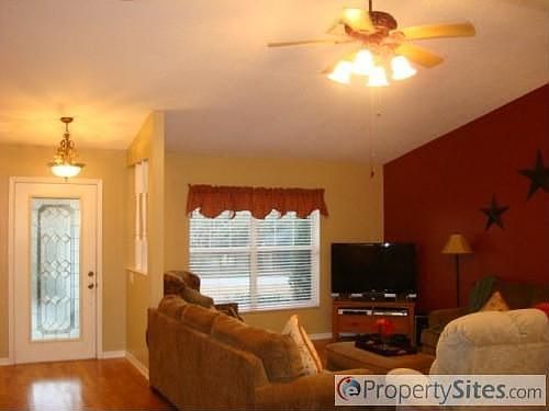 2nd image of 16101 Harbor Oaks Dr