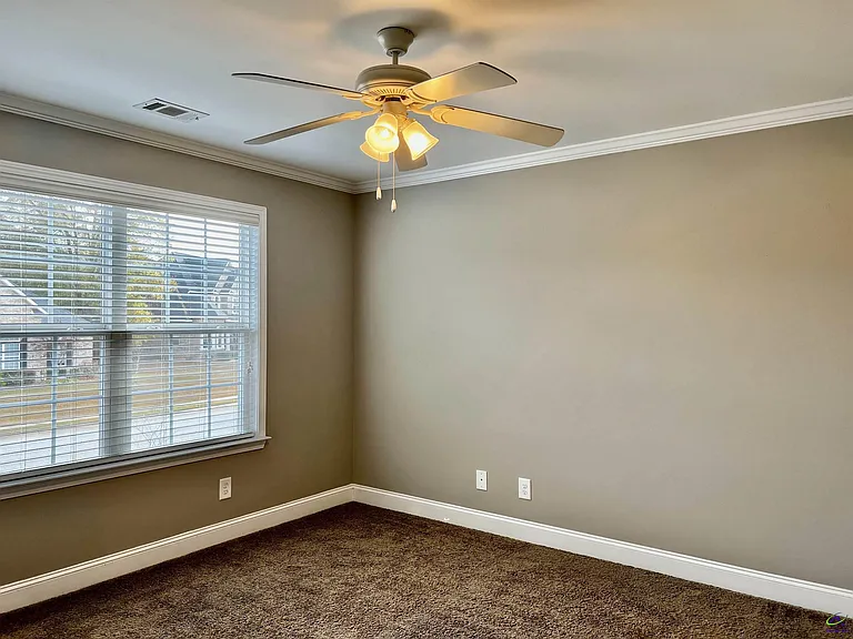 609 Cannock Ct — Photo 30