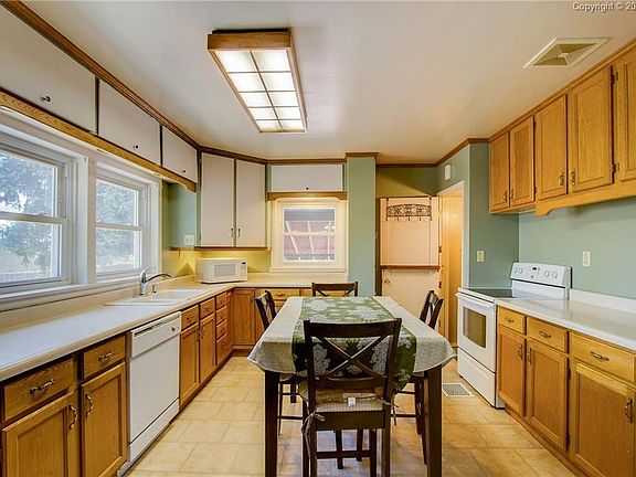 Plenty of Counter Space