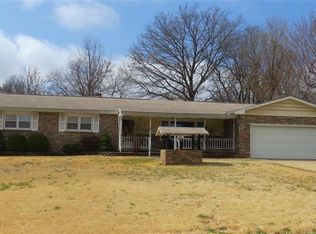2045 S Eureka Ter, Springfield, MO 65804