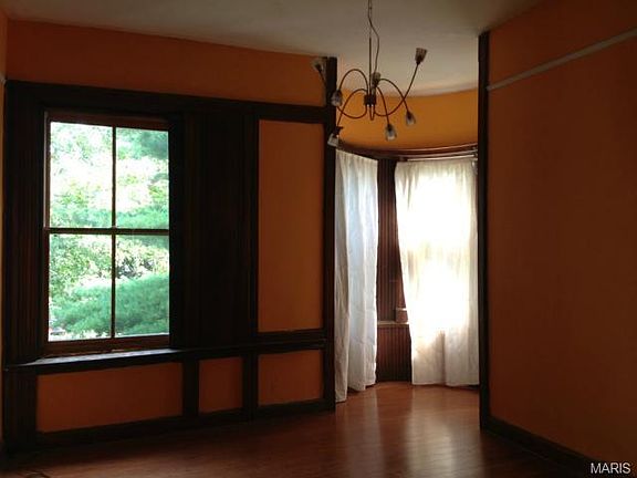 5th image of 4148 Connecticut St