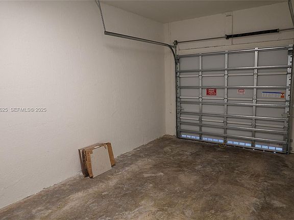5th image of 5120 SW 37th St