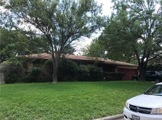 946 Oxbow Ln, Dallas, TX 75241