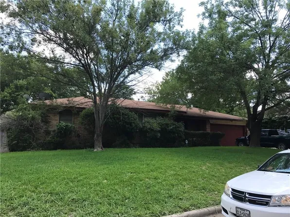 946 Oxbow Ln, Dallas, TX 75241