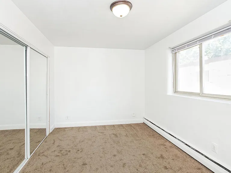 University Court LLC — Photo 8