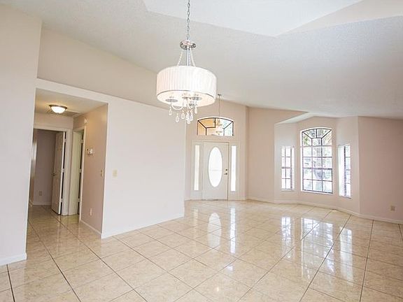 4th image of 308 Balogh Pl
