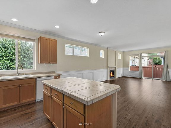 5th image of 8512 Lackland Ct NE