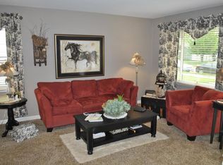 4339 Maplegrove Dr, Grove City, OH 43123