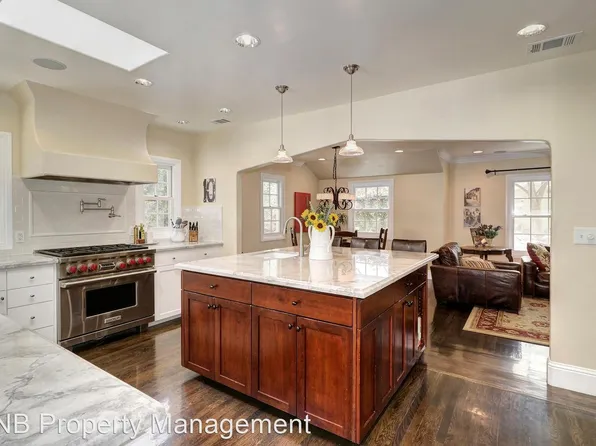 1641 9th Ave, Sacramento, CA 95818