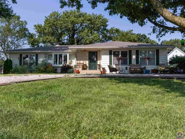 515 N Ogden St, Lebo, KS 66856