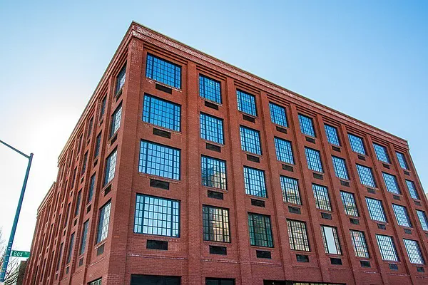 Rented by Nooklyn NYC LLC | media 11