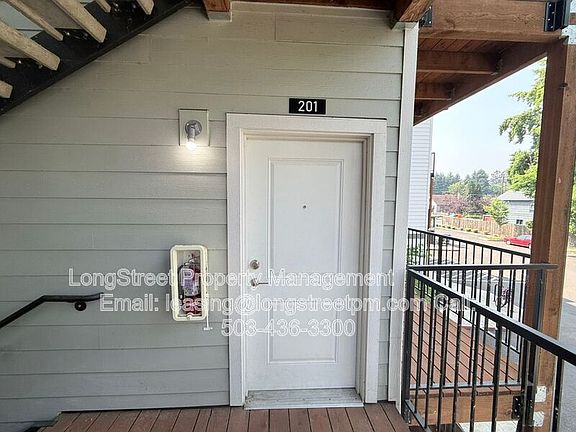 4th image of 433 Chemawa Rd N #301