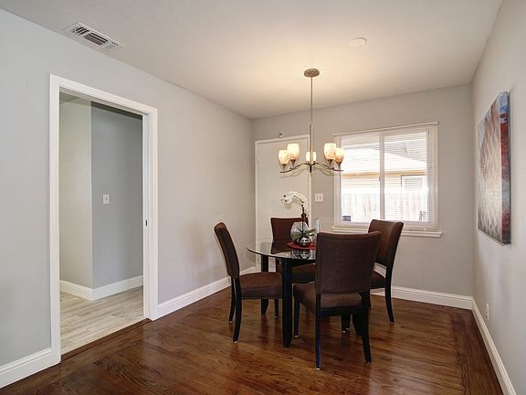 4th image of 4109 43rd Ave