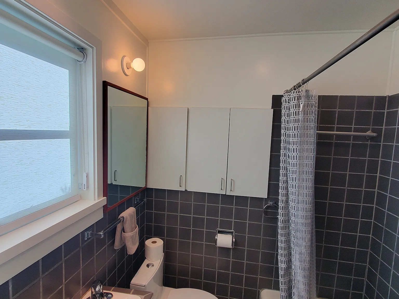 Studio, 299 sqft, $1,800 — Photo 4