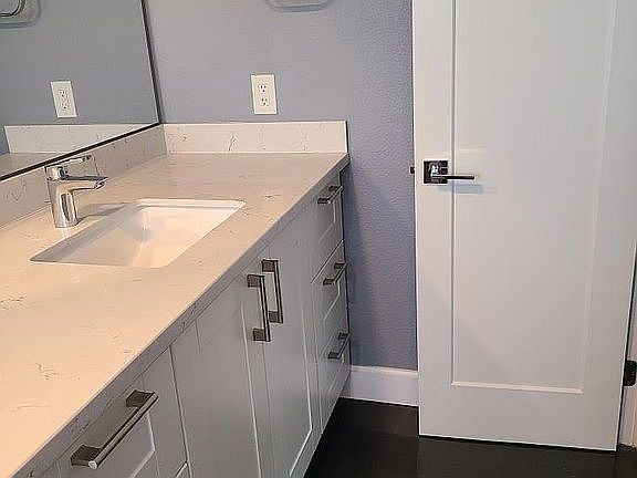 Main bathroom