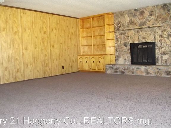 4th image of 5801 Pickerel Dr