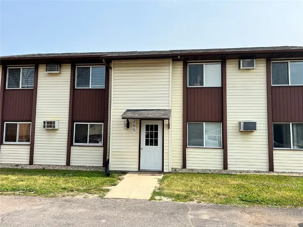 265 Clymer Rd, Hiawatha, IA 52233