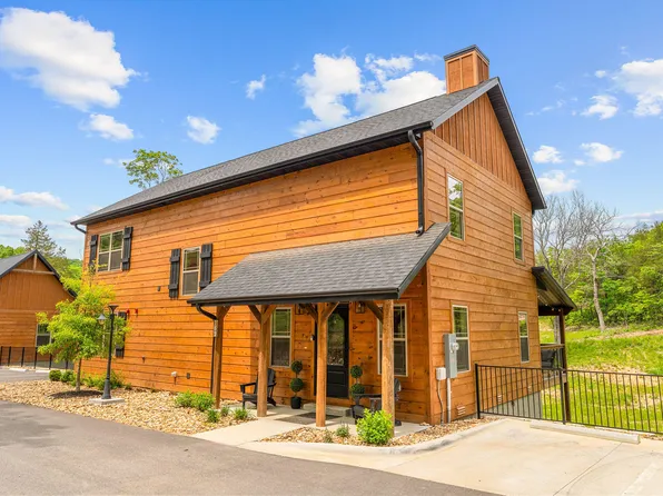 162 Ravine Roadway #30, Hollister, MO 65672
