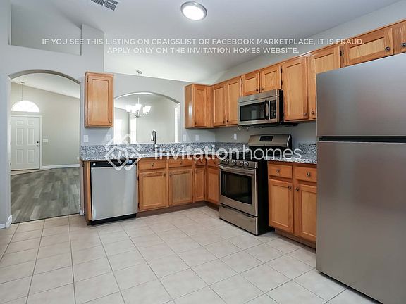 4th image of 7120 Golden Desert Ave
