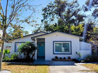 1818 Shore Acres Blvd NE, Saint Petersburg, FL 33703
