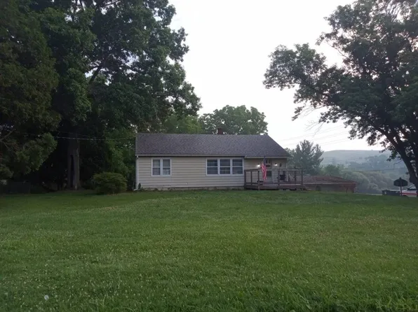 903 Redington Ave, Troy, PA 16947