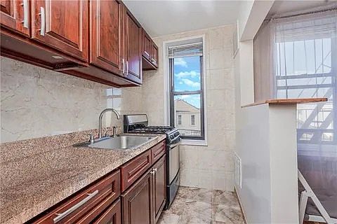 1st image of 2400 E 3rd St APT 301