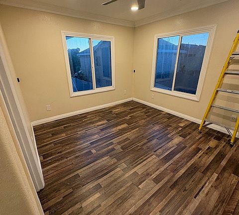 5th image of 1138 Lime Ave APT A