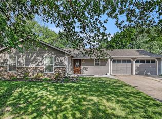 2925 Lawrence Ave, Lawrence, KS 66047
