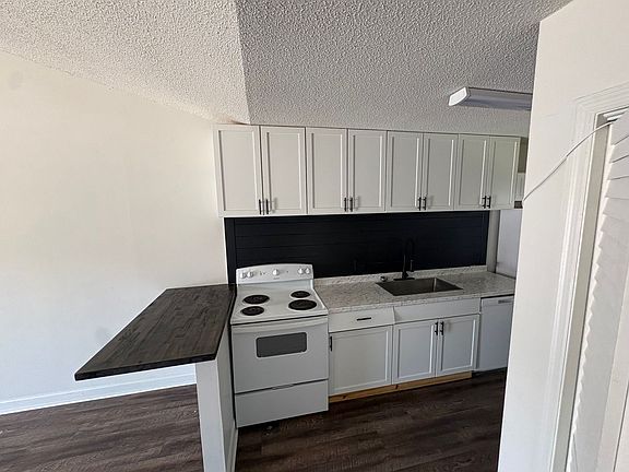 2nd image of 230 Lanier Dr #172