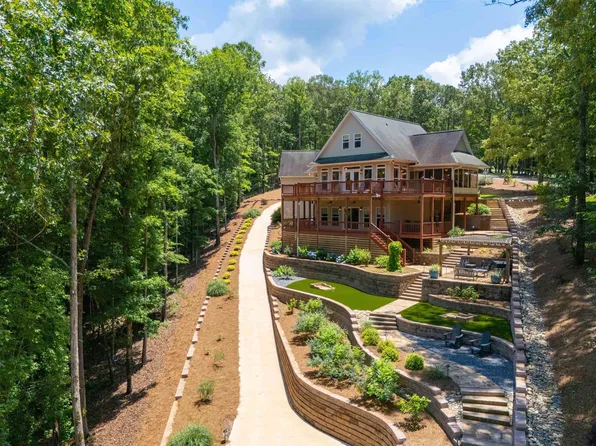 70 Camellia Ln, Wedowee, AL 36278