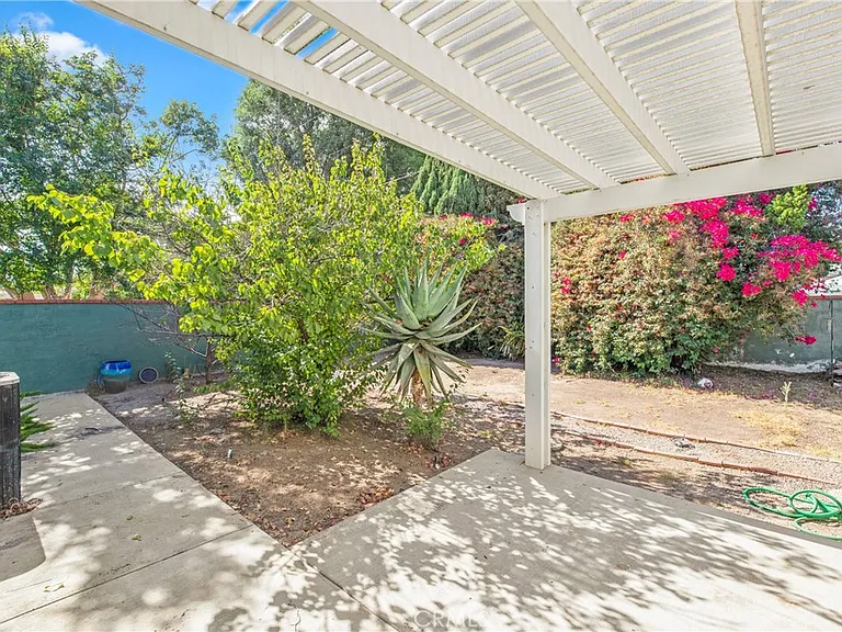 1231 E Mayfair Ave — Photo 43